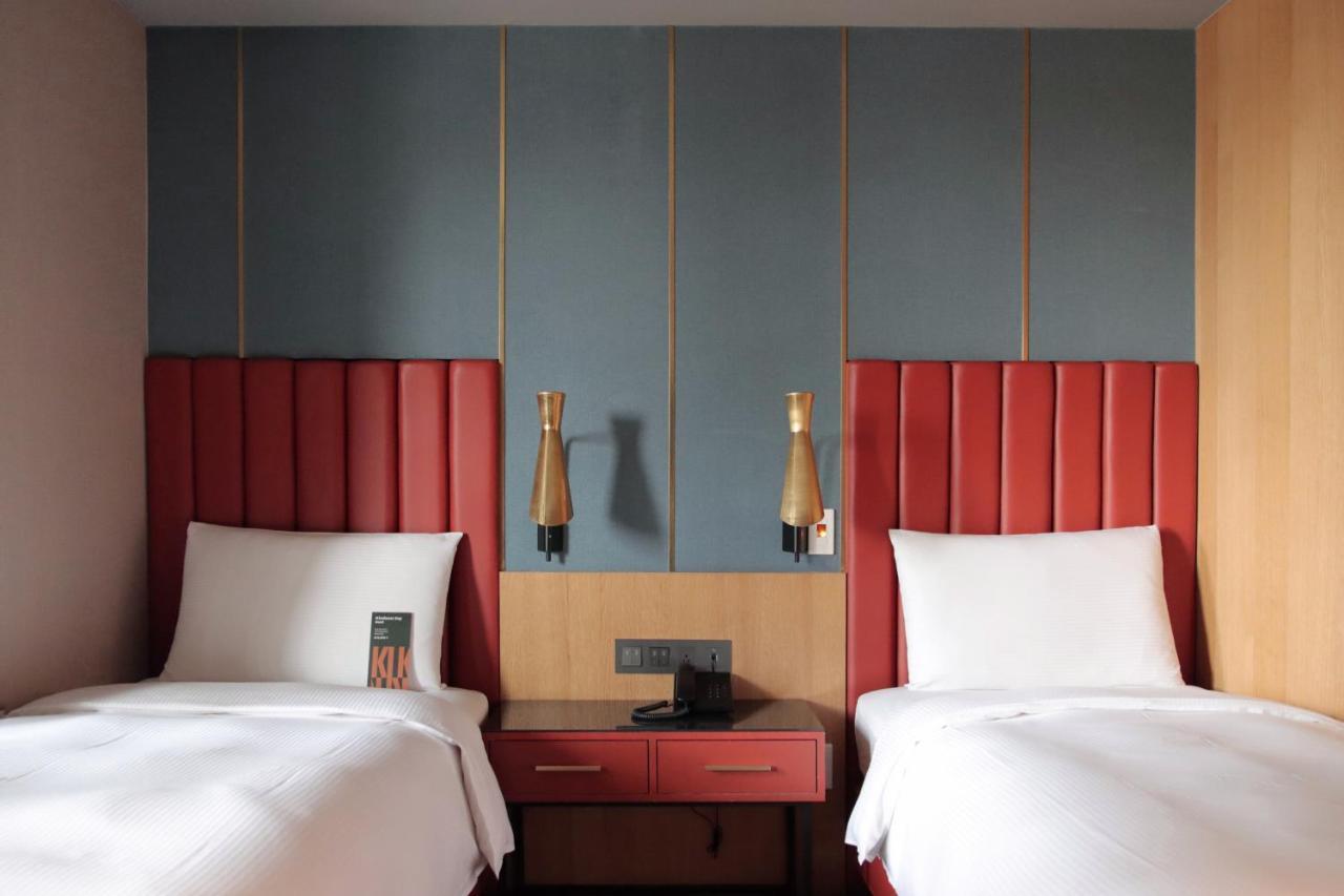 คายด์เนส เดย์ โฮเต็ล Hotel ไถหนาน ภายนอก รูปภาพ