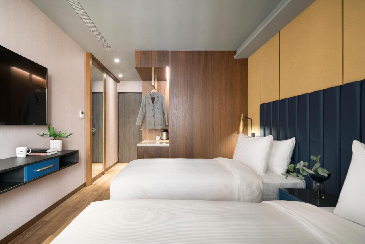 คายด์เนส เดย์ โฮเต็ล Hotel ไถหนาน ภายนอก รูปภาพ
